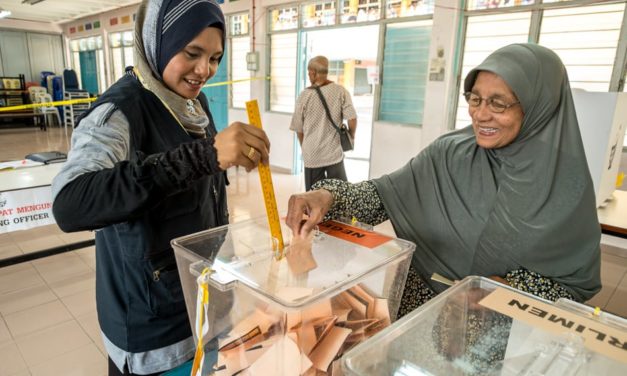 What does it look like to vote in Malaysia?