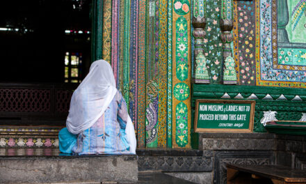 What Makes a Photograph Compelling? Tension, Context, and Curiosity